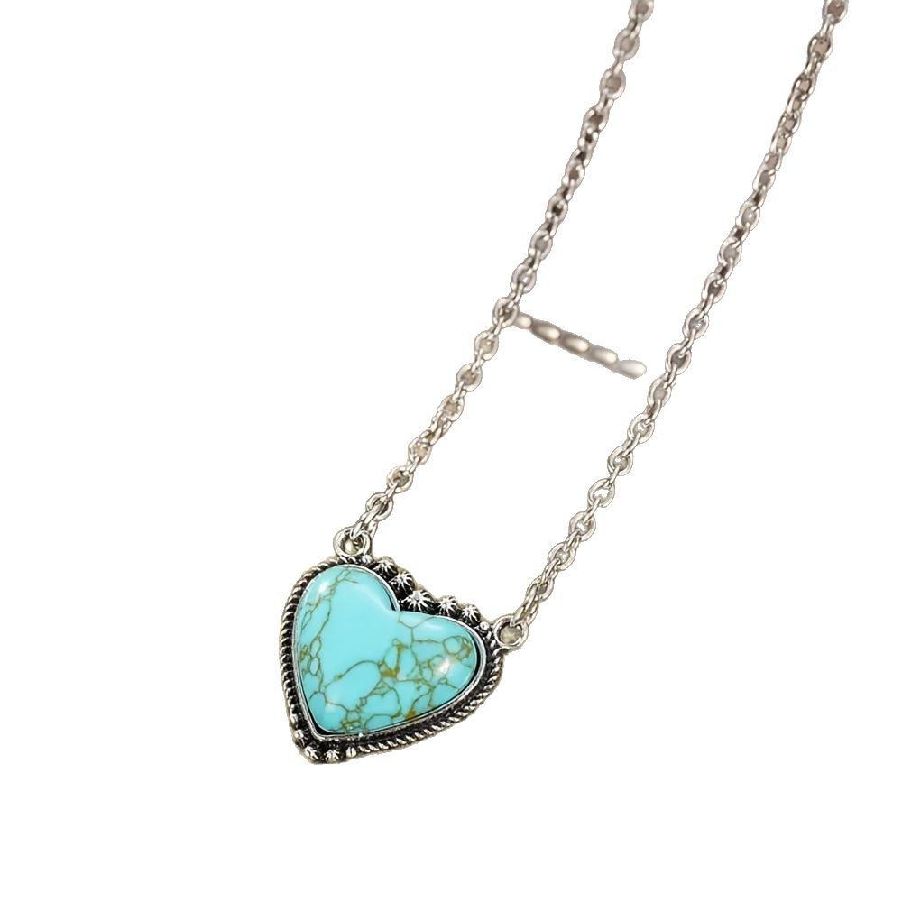 Retro Heart-Shaped Turquoise Pendant Necklace